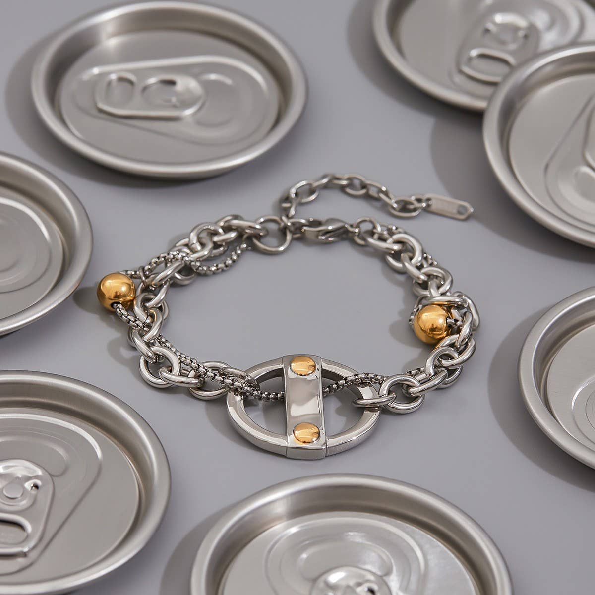 Stylish 18K Gold Mixed Metal Chunky Cross Bracelet_CWAJE4776