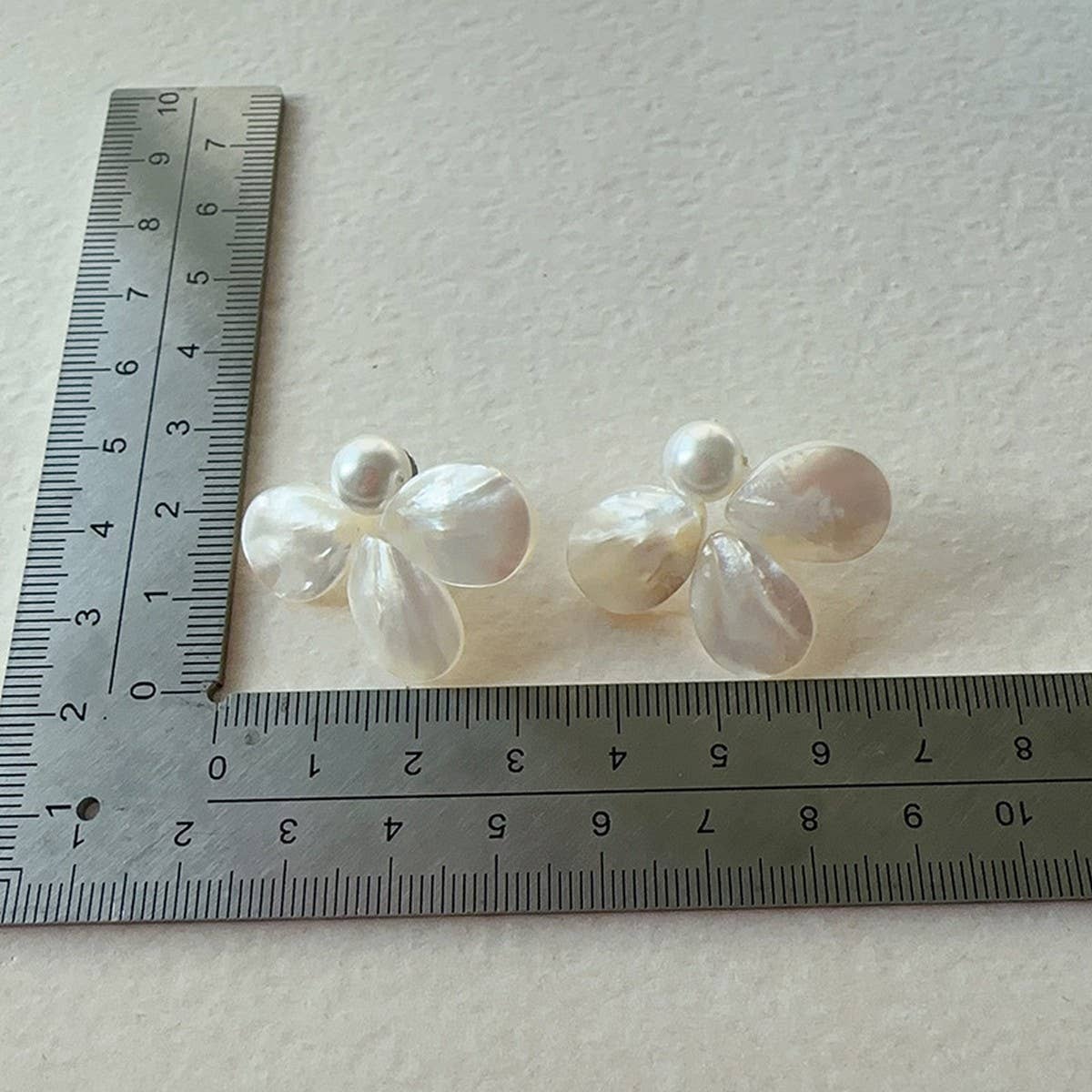 SIMPLE CLOVER URBAN COOL EARRINGS_CWAJE1709