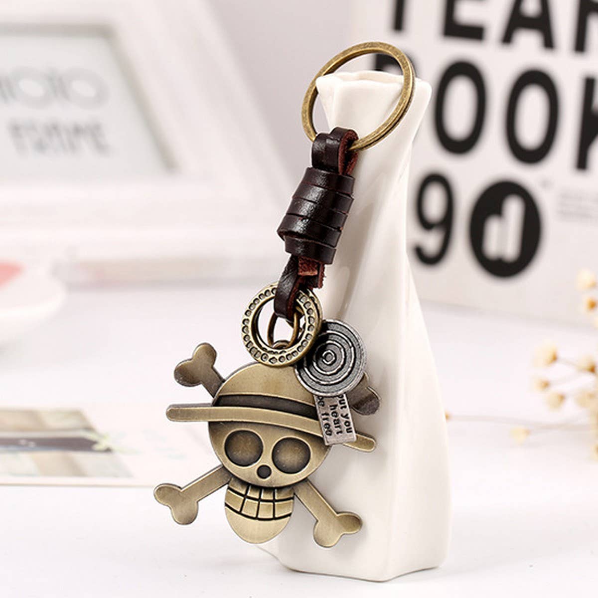 VINTAGE BRAIDED SKULL LEATHER KEYCHAIN