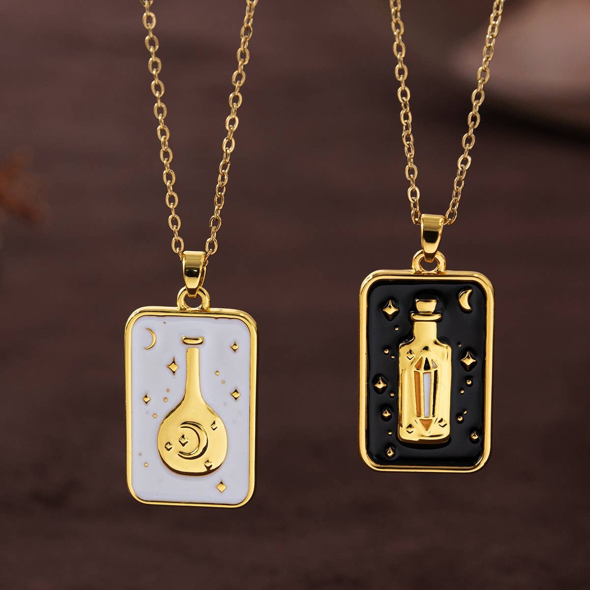 HIGH-END RETRO TAROT CLAVICLE NECKLACE FOR WOMEN