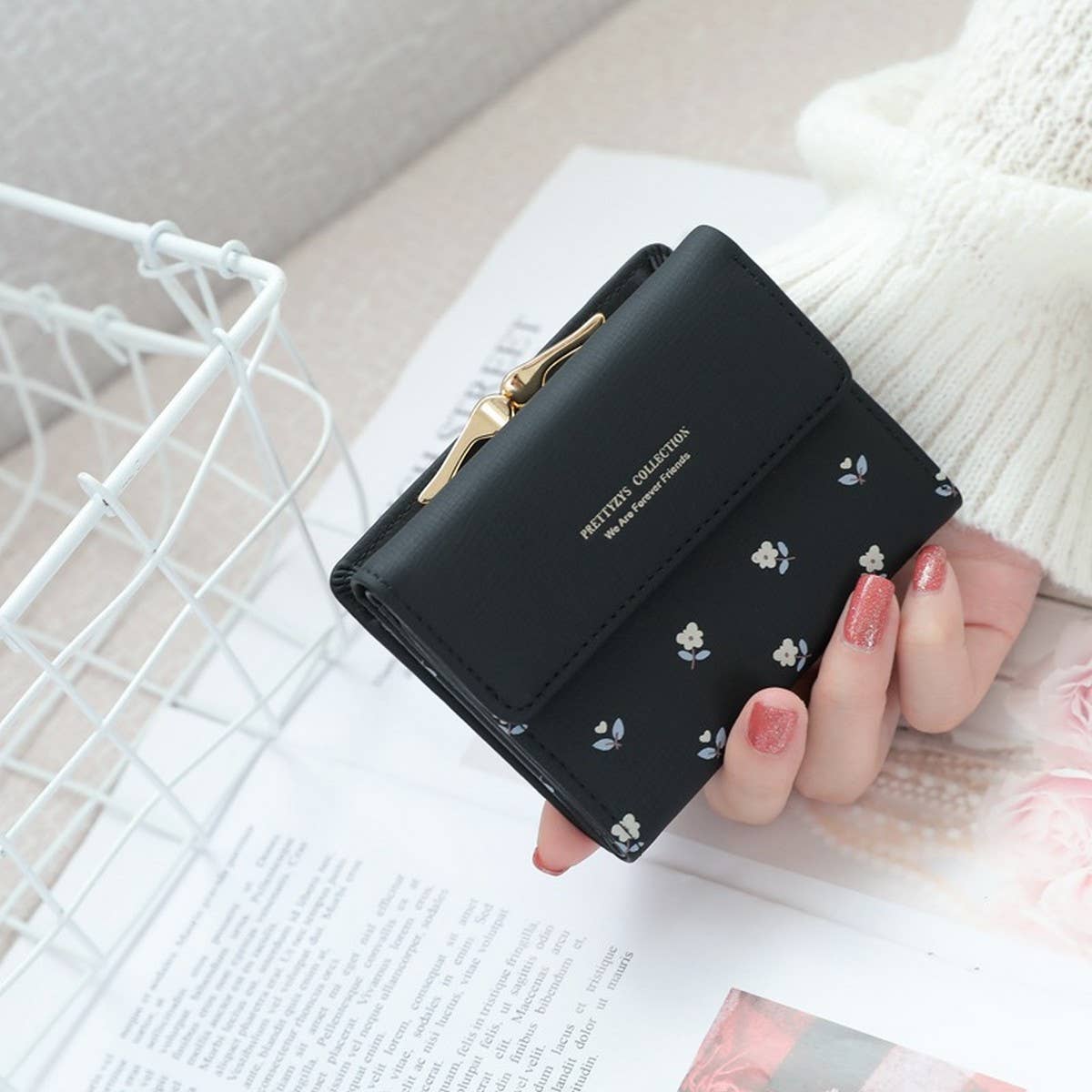SMALL FRESH AND CUTE MULTIFUNCTIONAL WALLET_CWAB2325