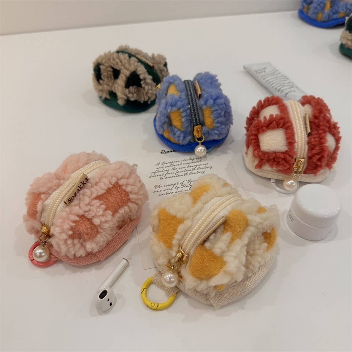 CWAB5807_COLORFUL AND CUTE 3D EARPHONE PROTECTIVE CASE