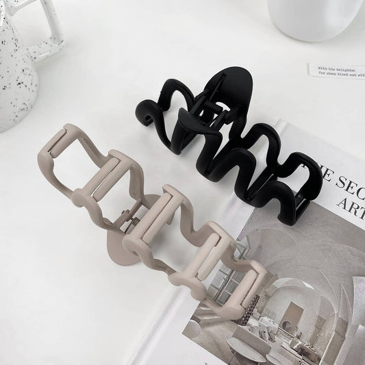 Rad extra-large shark clip fashionable grab clip