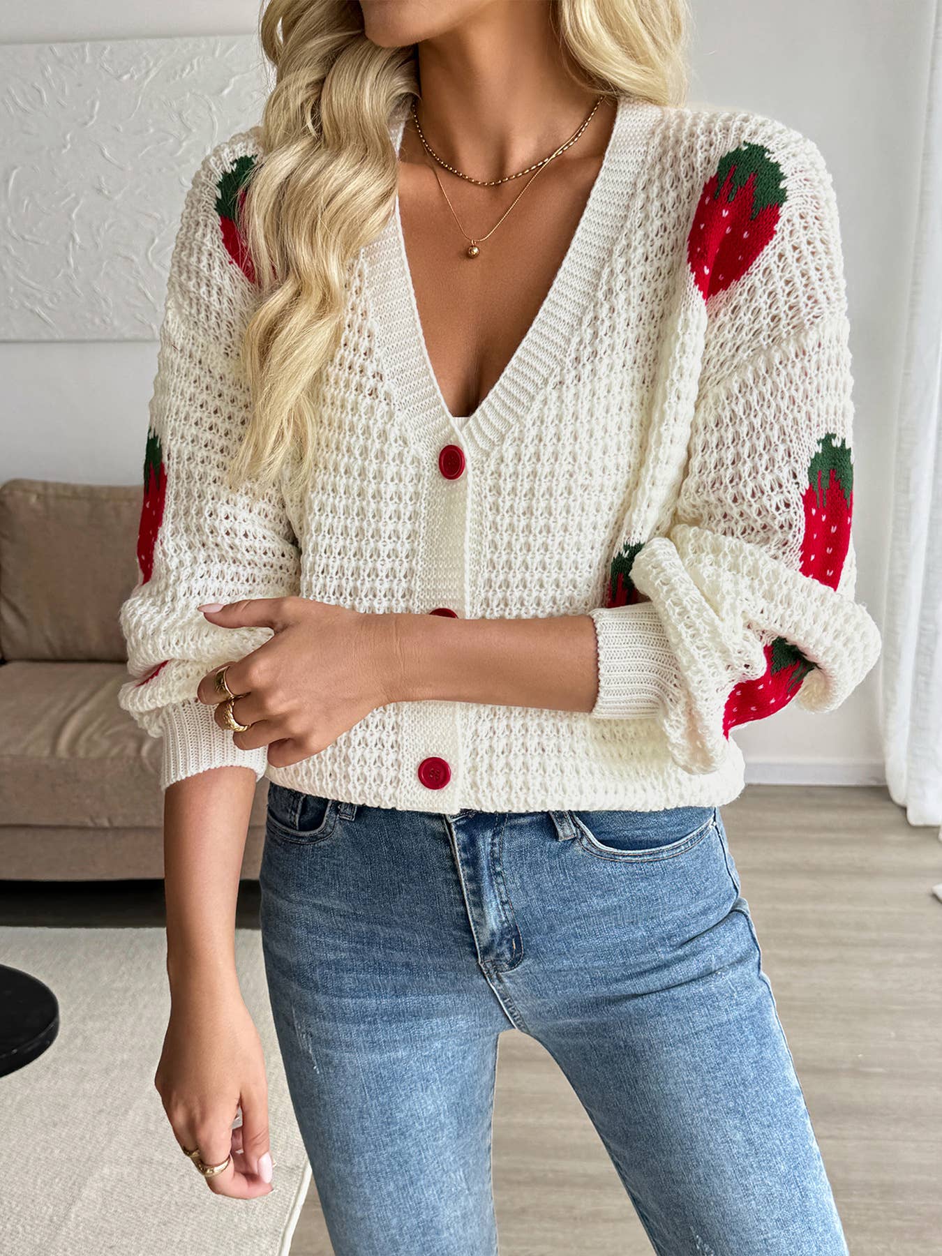 Versatile strawberry jacquard loose cardigan