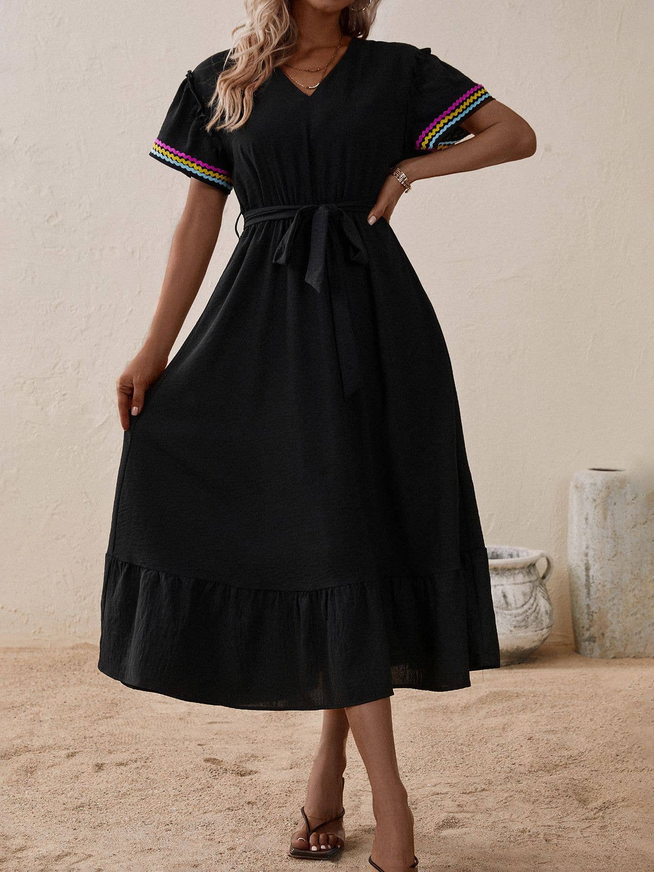 V-neck short sleeve lace-up mid-length dress