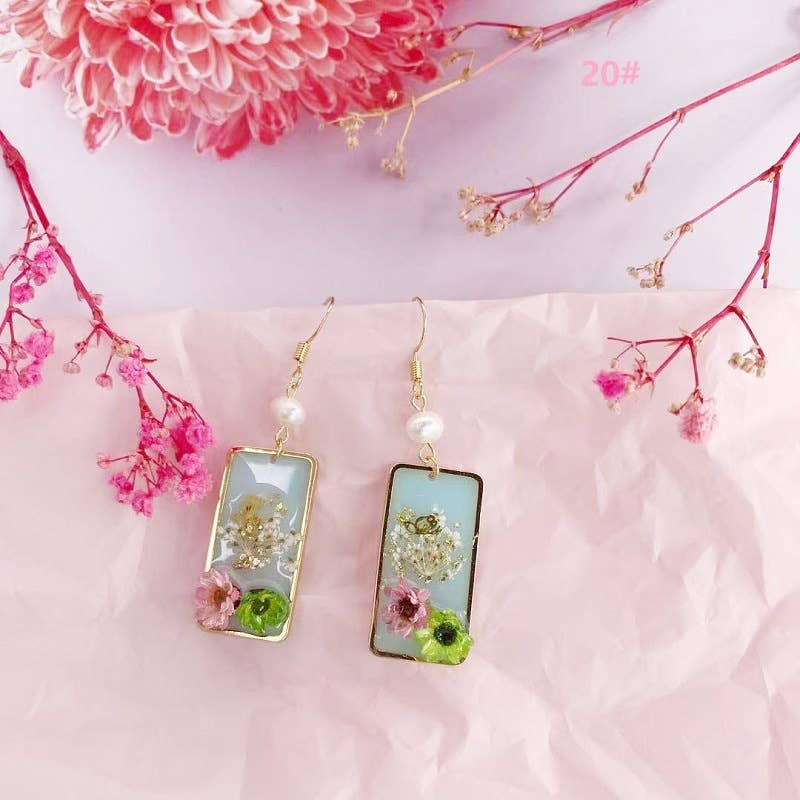 Geometric natural real dried flower earrings