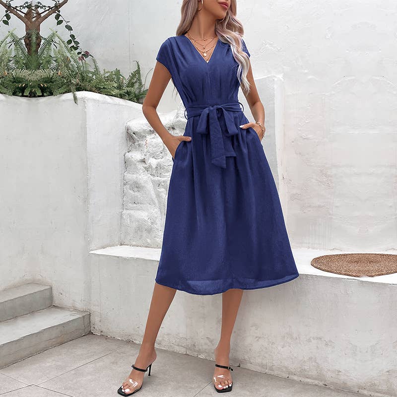 Simple,elegant versatile V-neck lace-up dress