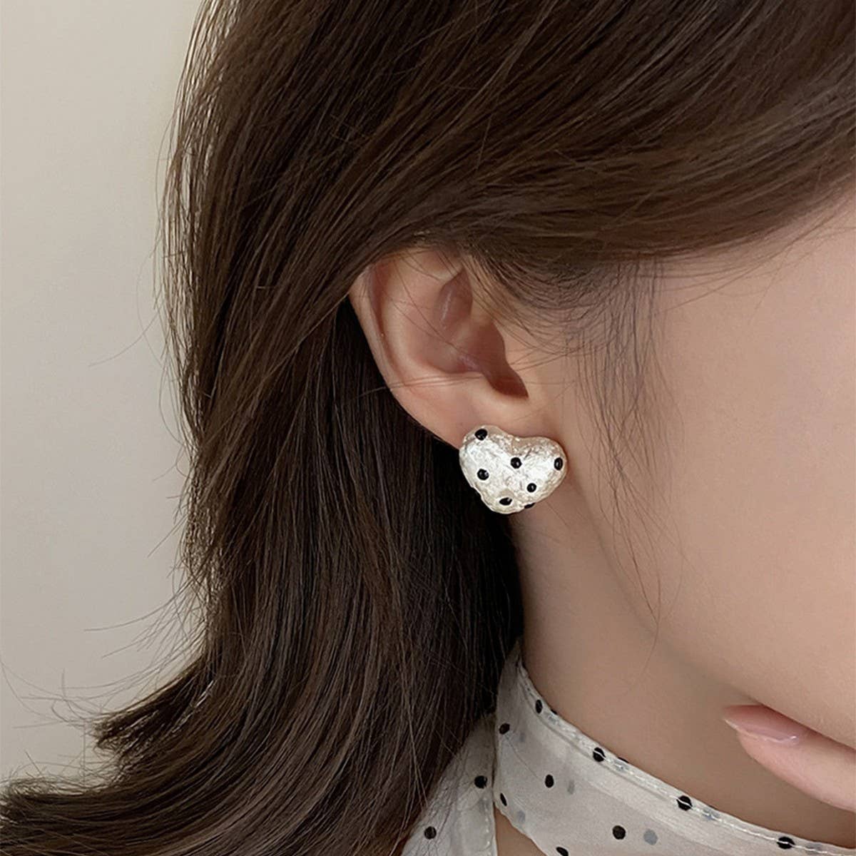 POLKA DOT HEART SIMPLE TRENDY EARRINGS_CWAJE2338