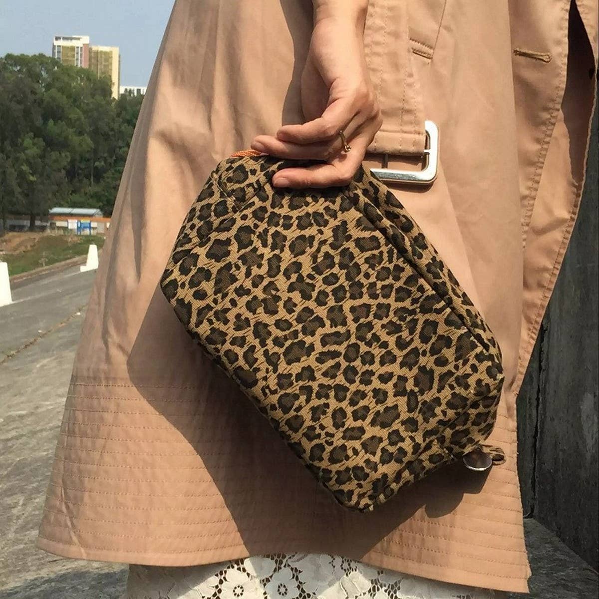 LEOPARD PRINT WATERPROOF LARGE CAPACITY MAKEUP BAG_CWAB1415