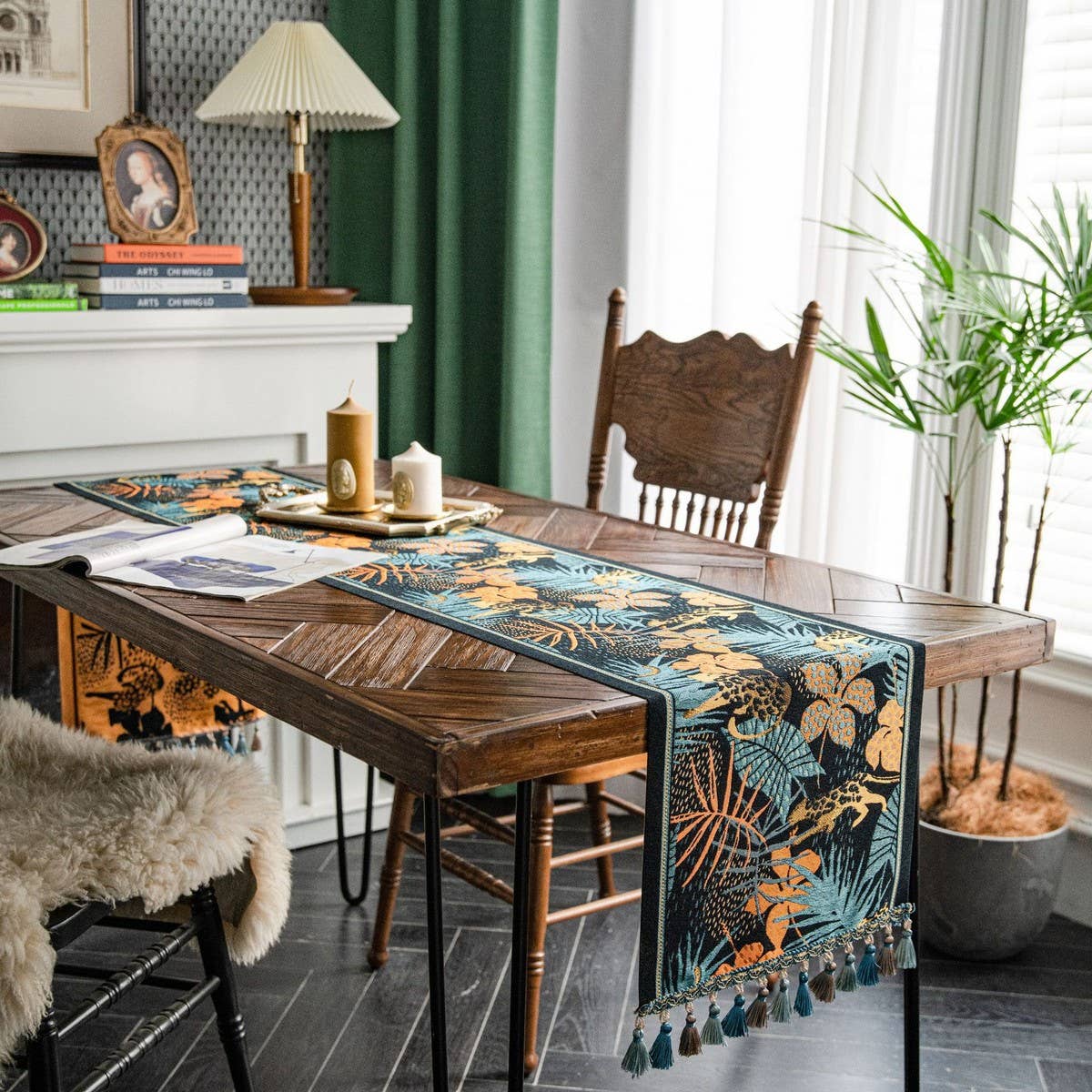 CONTRAST FABRIC FESTIVE TABLECLOTH