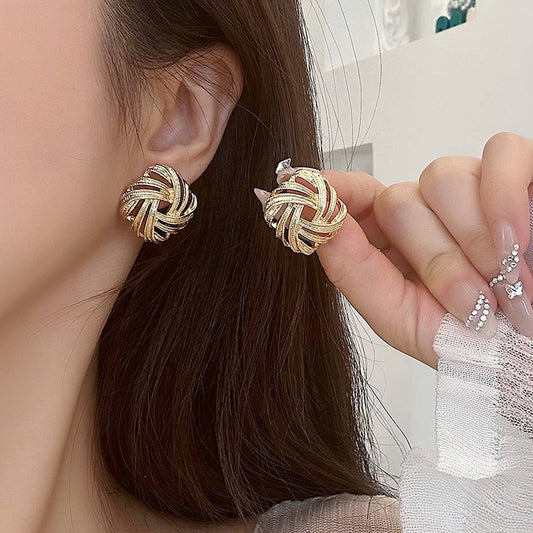 HIGH-END VINTAGE GOLD BRAIDED EARRINGS