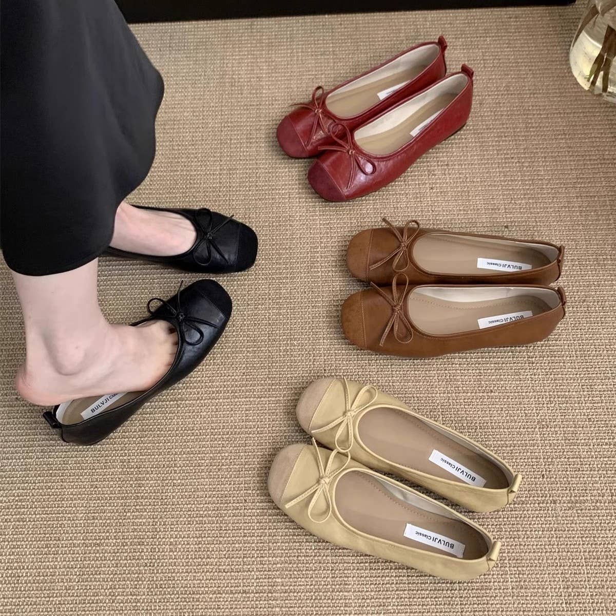 Vintage Bow Slip-On Round Toe Flat Shoes