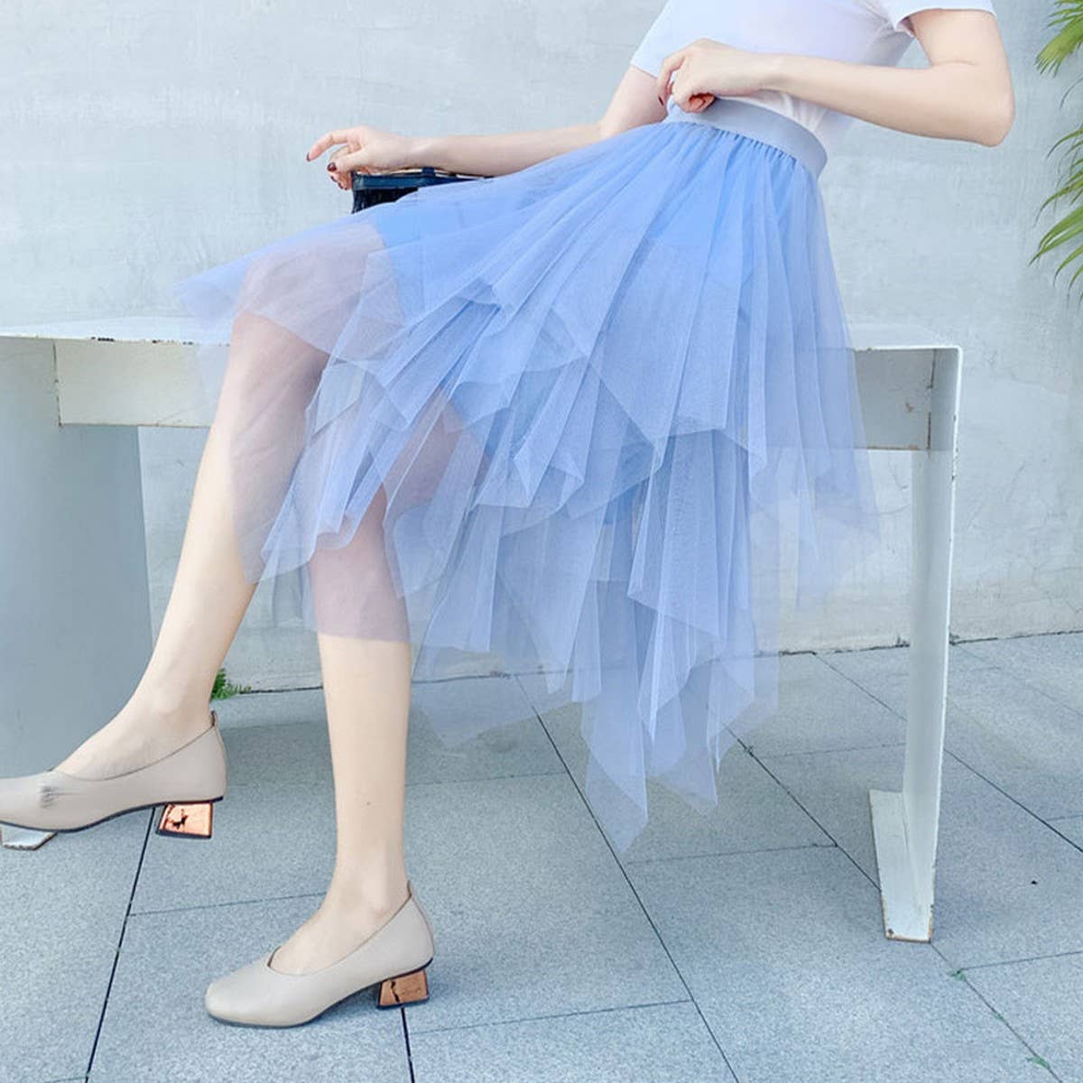 Asymmetrical Tulle High-Waist Midi Skirt_CWBMS0398