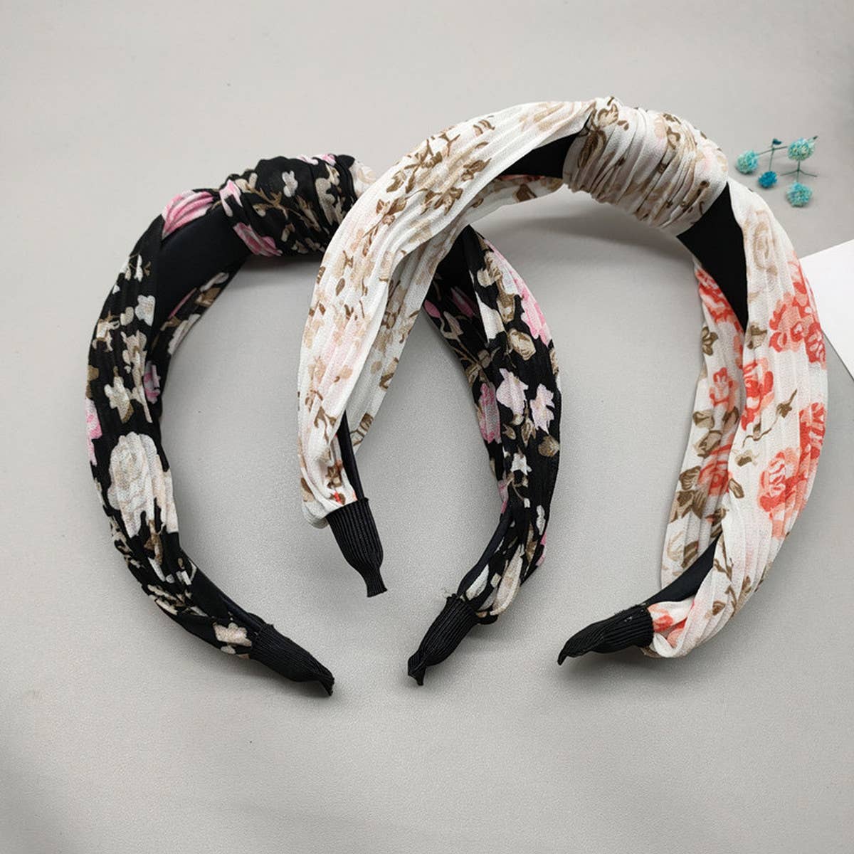 WOMEN PLEATED PRINTED HEADBAND