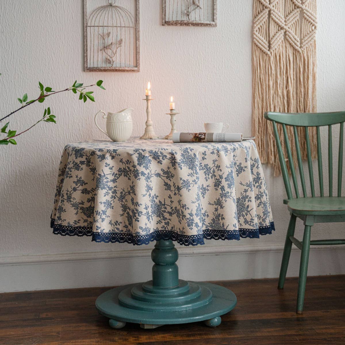 VINTAGE BLUE ROSE PRINT TABLECLOTH