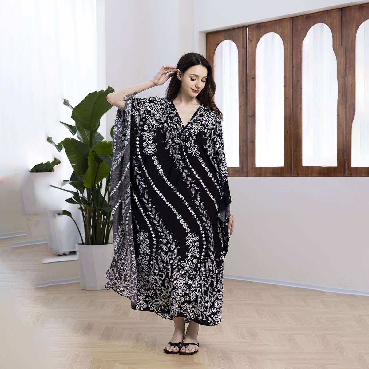 Plus Size Cotton Woven Beach Cover-Up Resort Dress_CWMM6141