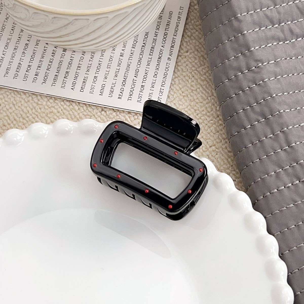 Polka dot black  elegant geometric hair clip