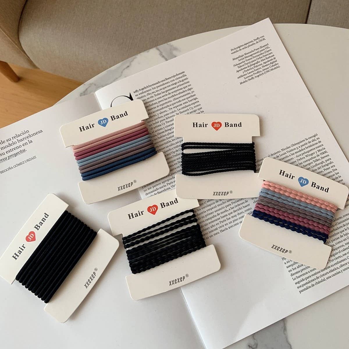 10-PACK OF SIMPLE AND VERSATILE HAIR SCRUNCHIES_CWAHA2732