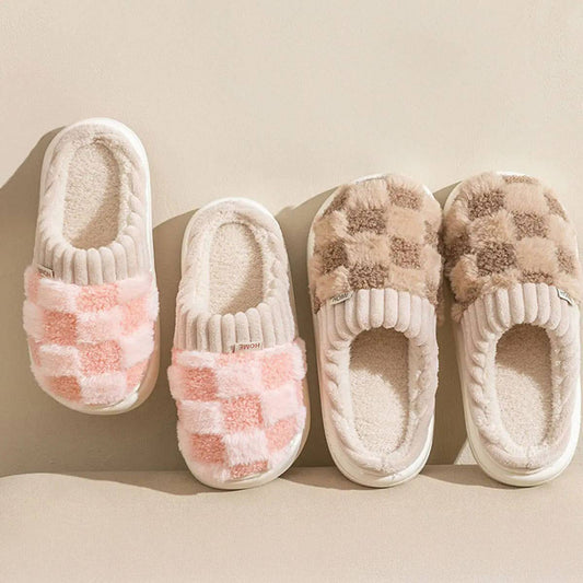 Checkered Fuzzy Warm Slippers ??Cozy & Stylish_CWSHS0270