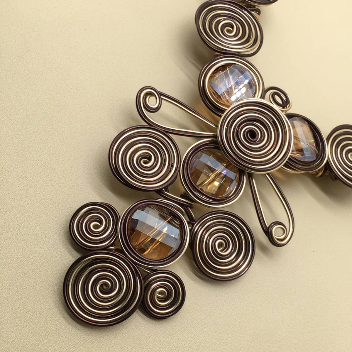 CRYSTAL ALUMINUM WIRE BRAIDED NECKLACE EARRING SET