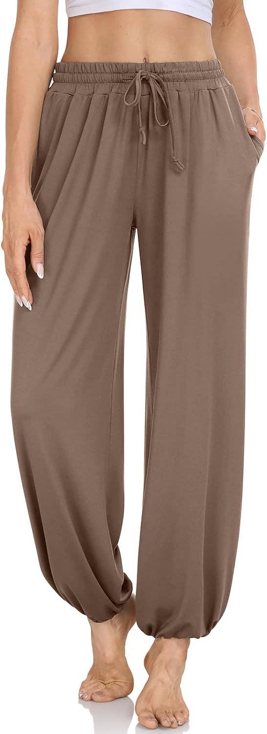 Solid-colored drawstring and loose trousers