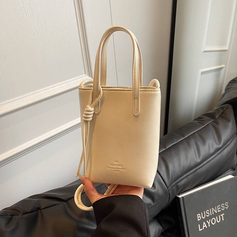 Glossy simple and niche single-shoulder bag