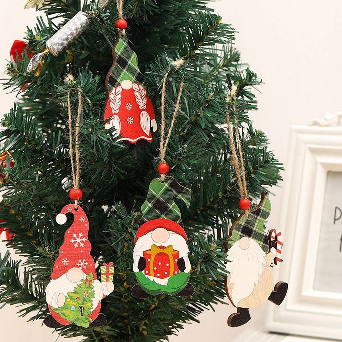 CHRISTMAS DECORATIONS PAINTED WOODEN PENDANTS