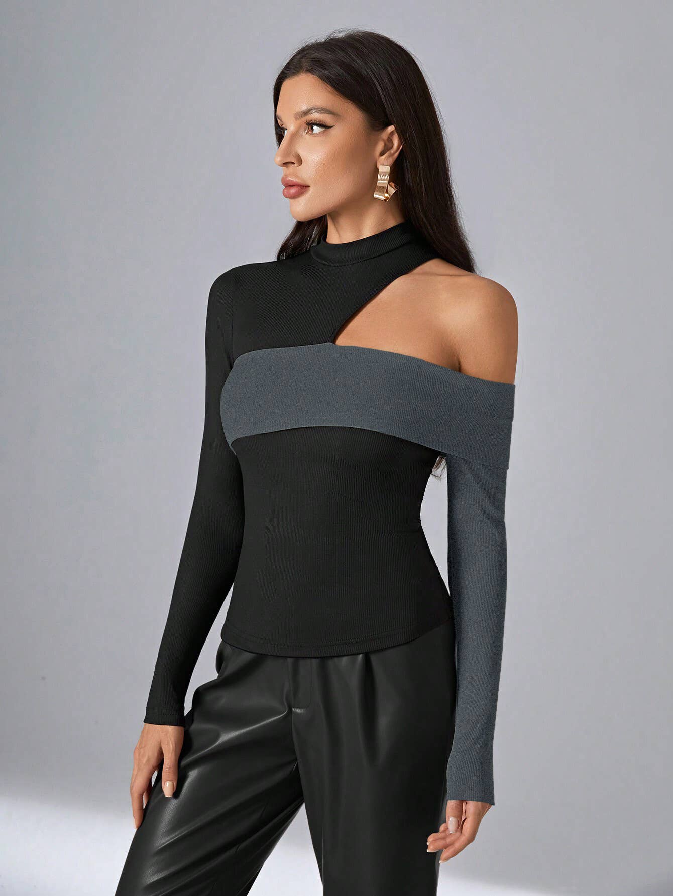 IRREGULAR COLOR CONTRAST DESIGN SENSE TOP