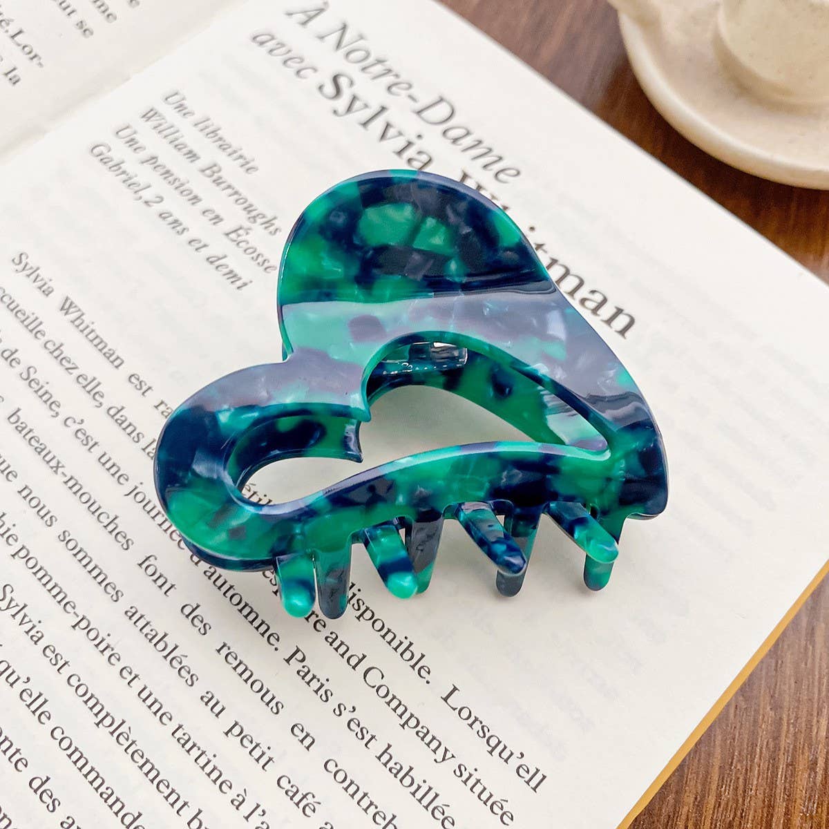 Sweet Heart Hair Claw, Chic Acetate Bun Clip_CWAHA0733