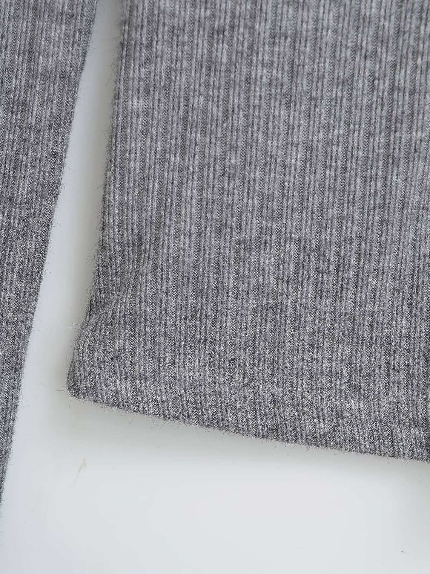 V-neck lace patchwork cutout long-sleeved Top