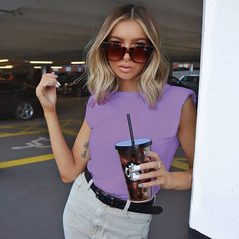 Fitting T-shirt with sleeveless shoulder pads