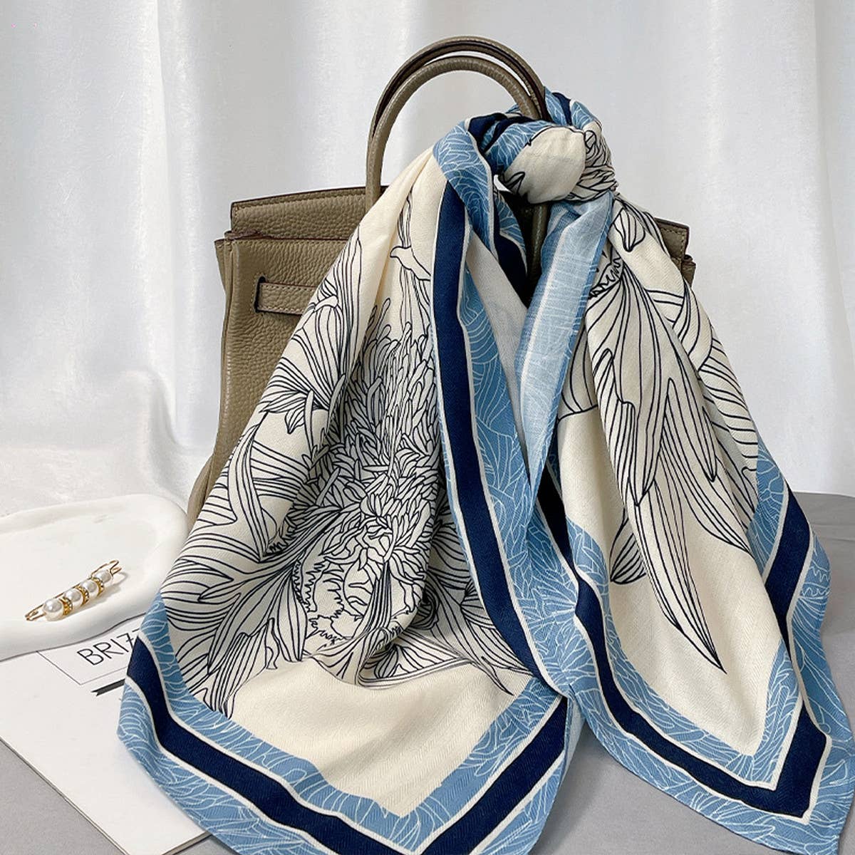 Velvet Wool Scarf with Artistic Print for Fall