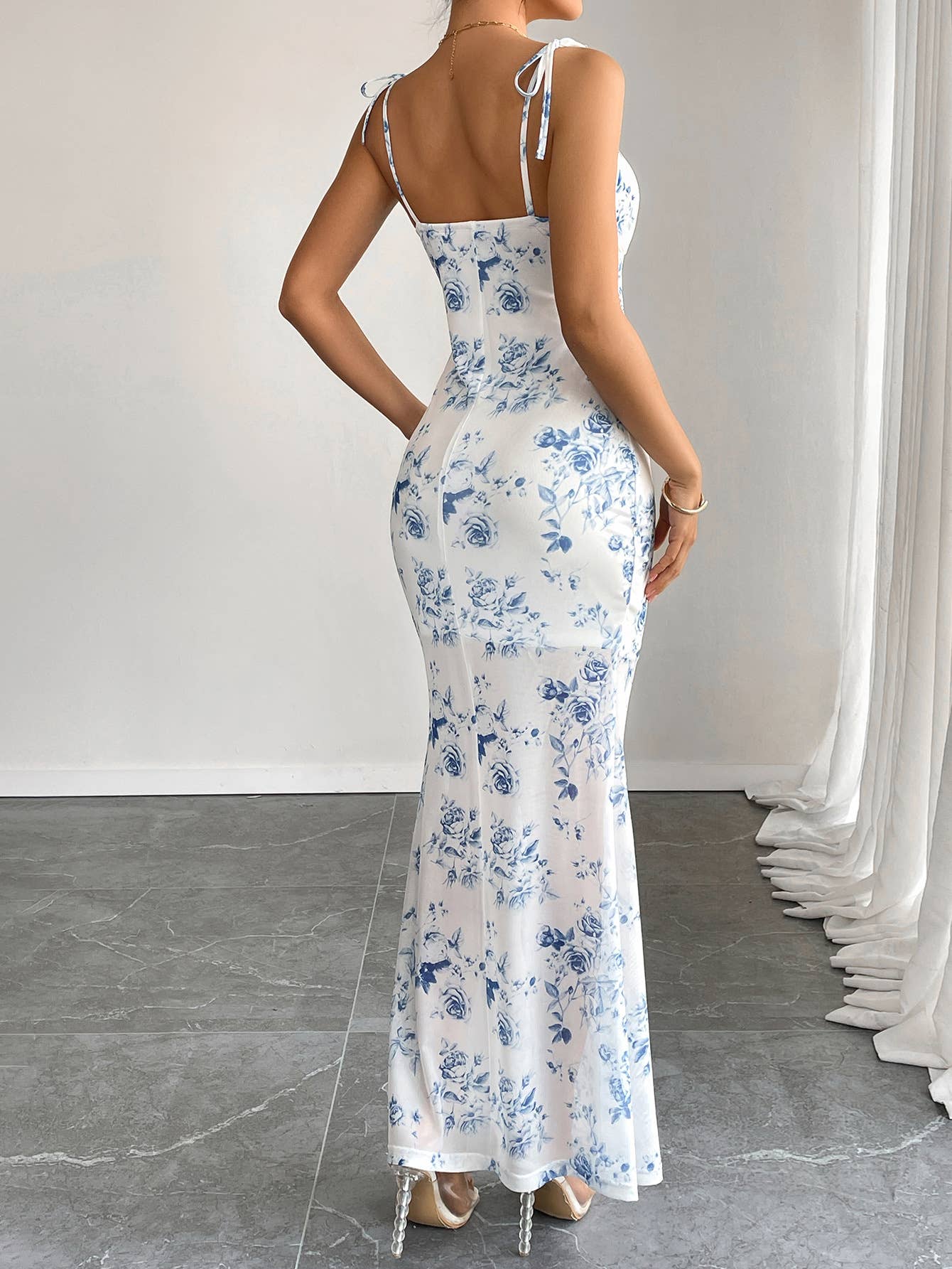 Fashion high-waisted printed halter floral dress