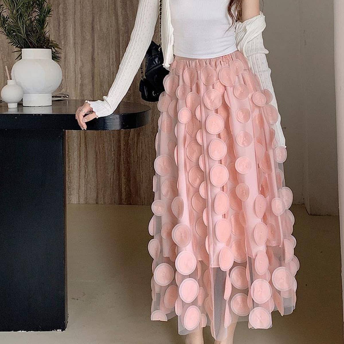 THREE-DIMENSIONAL FLORAL TULLE MESH SKIRT