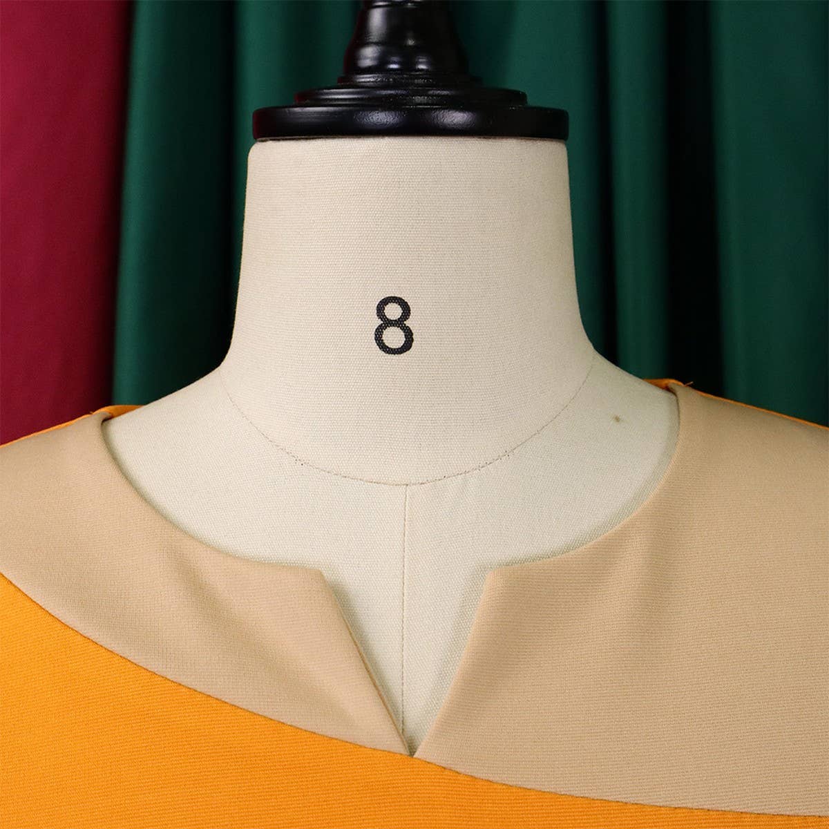 LONG-SLEEVED TIE-STRAP COLOR-BLOCKED DRESS