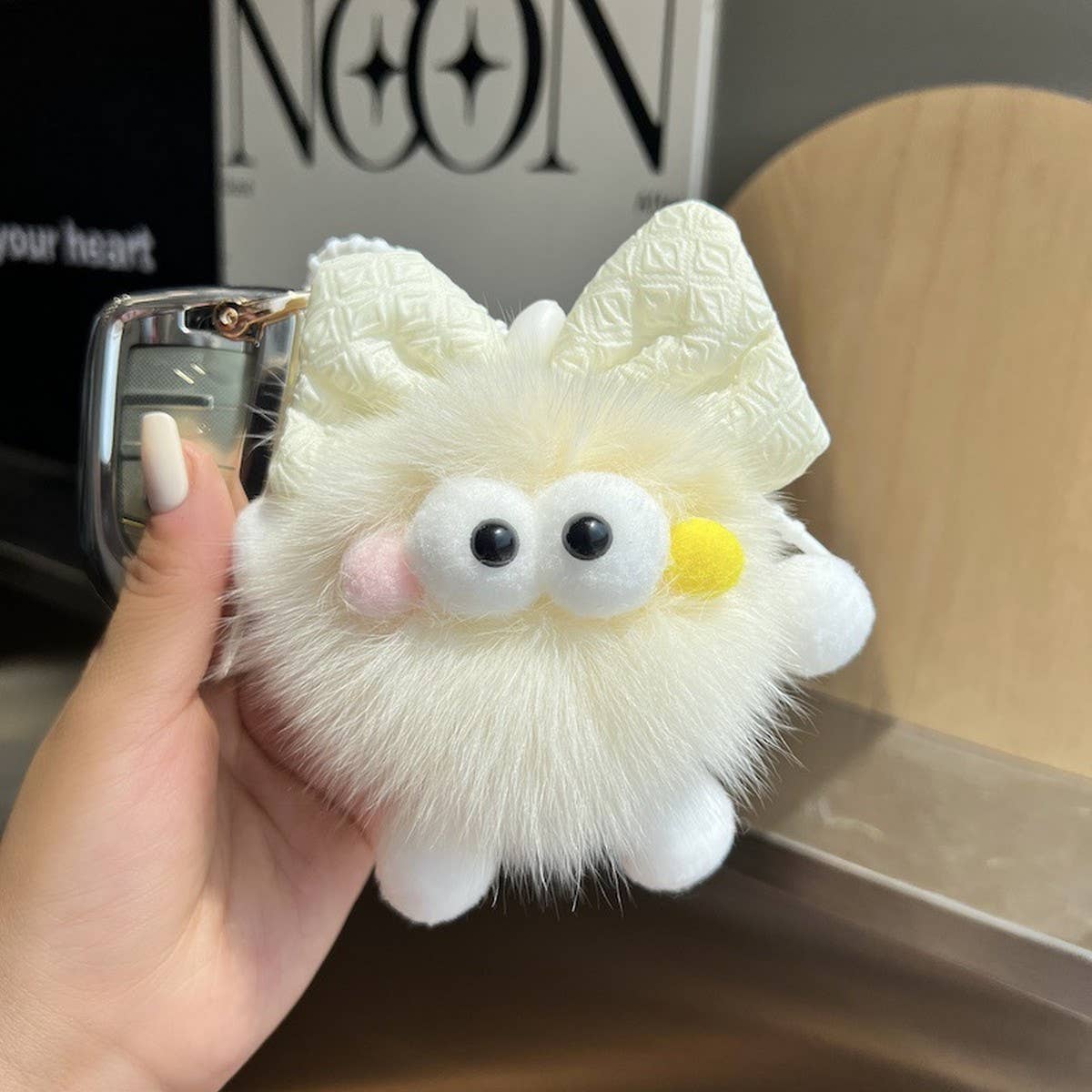 CUTE BOWKNOT BIG EYES CAR KEYCHAIN PLUSH PENDANT