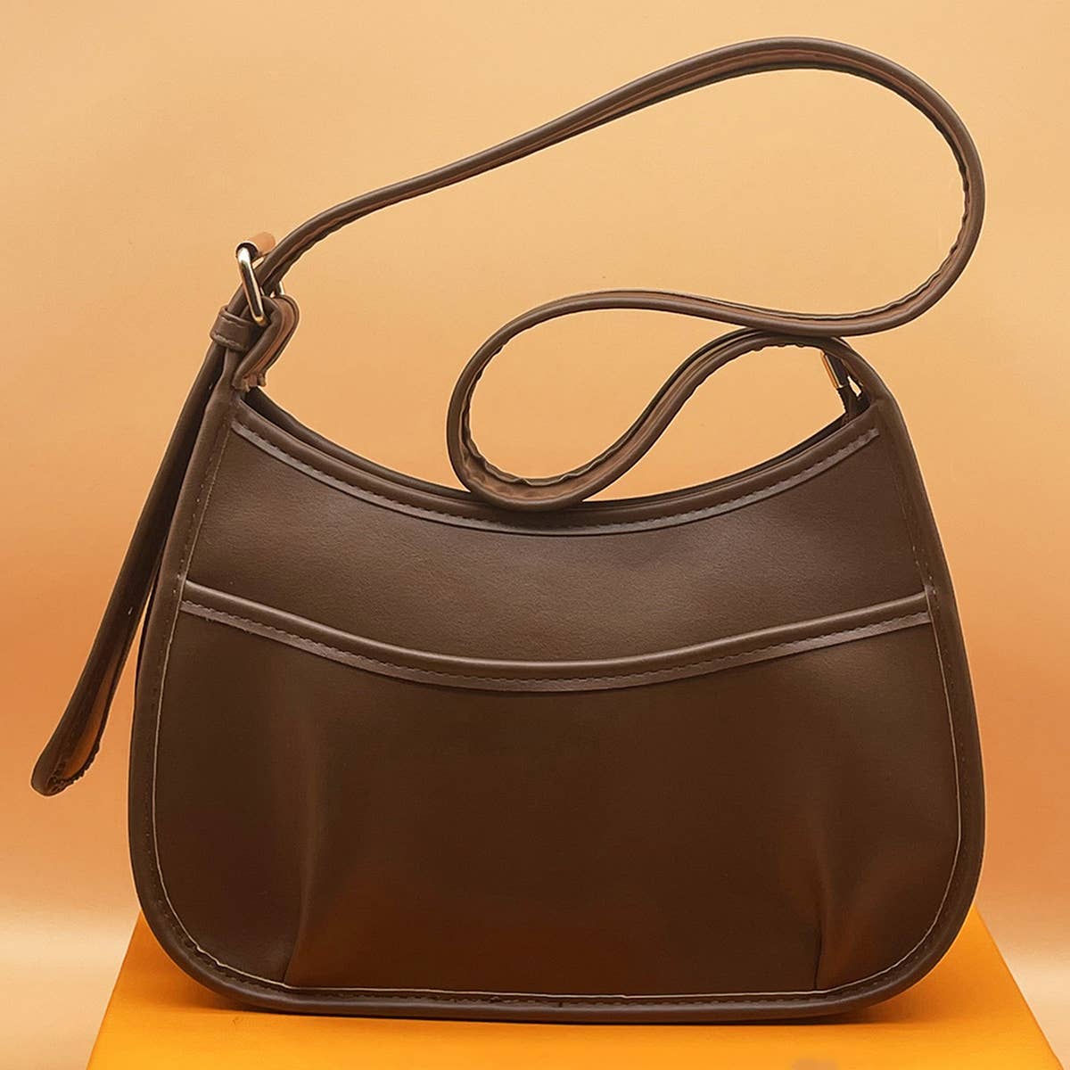 WOMEN DIAGONAL SHOULDER BAG_CWAB0976