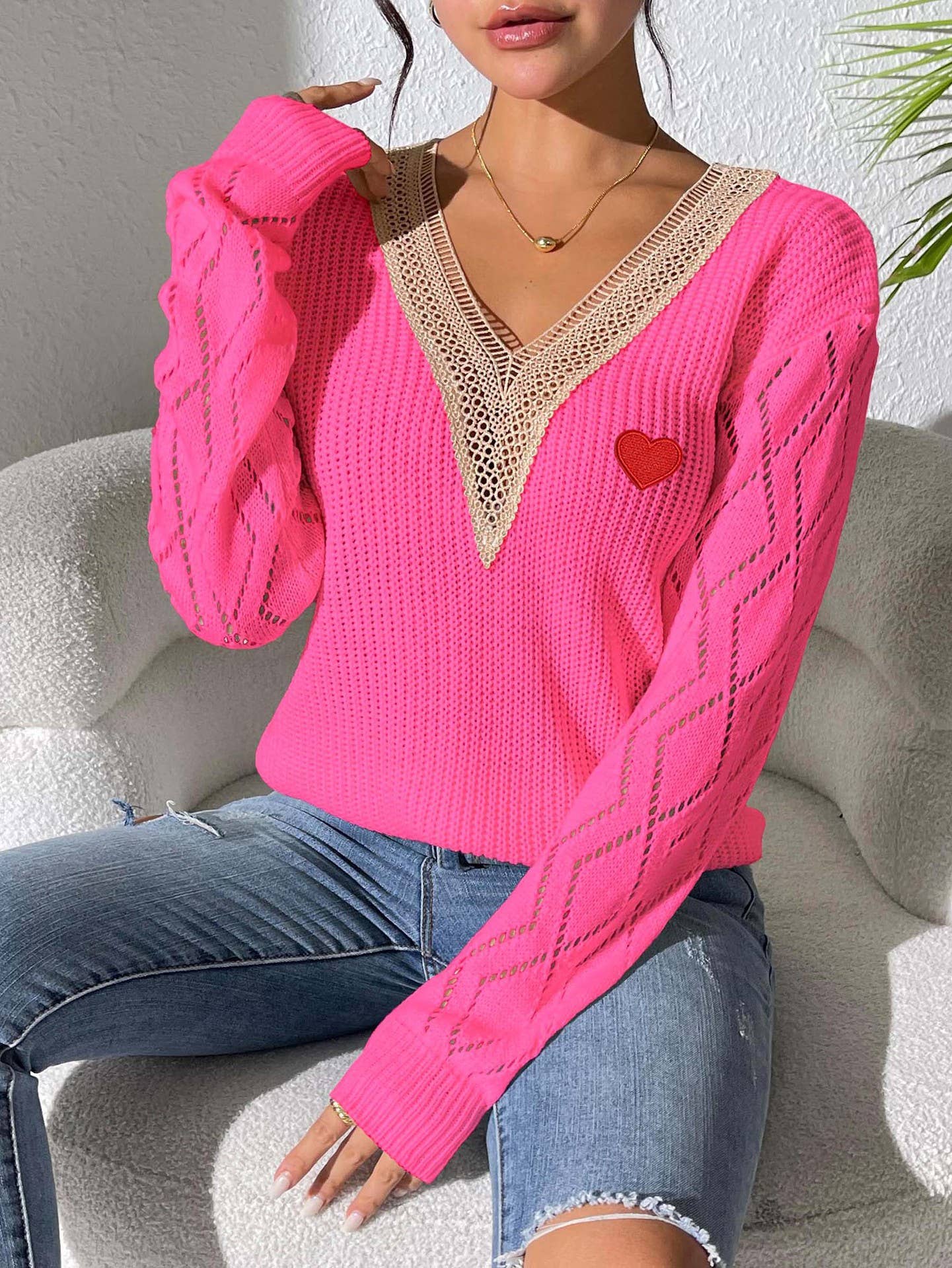 LACE PATCHWORK V-NECK TOP IN CONTRASTING COLORS