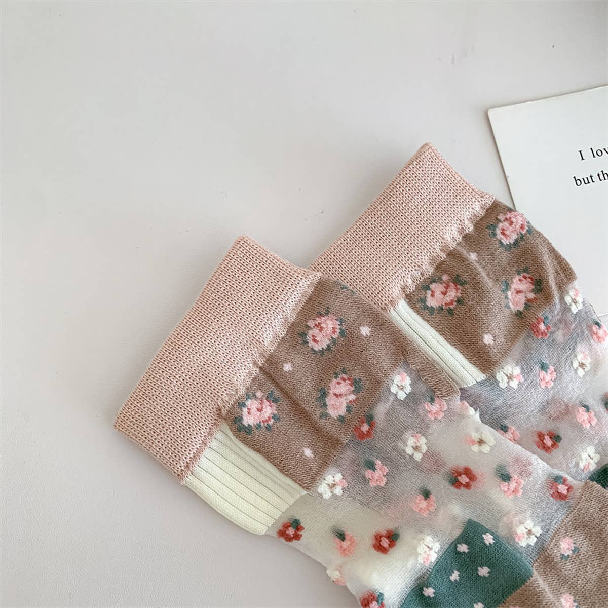 RETRO NEW GARDEN TRANSPARENT SOCKS_CWMS0555