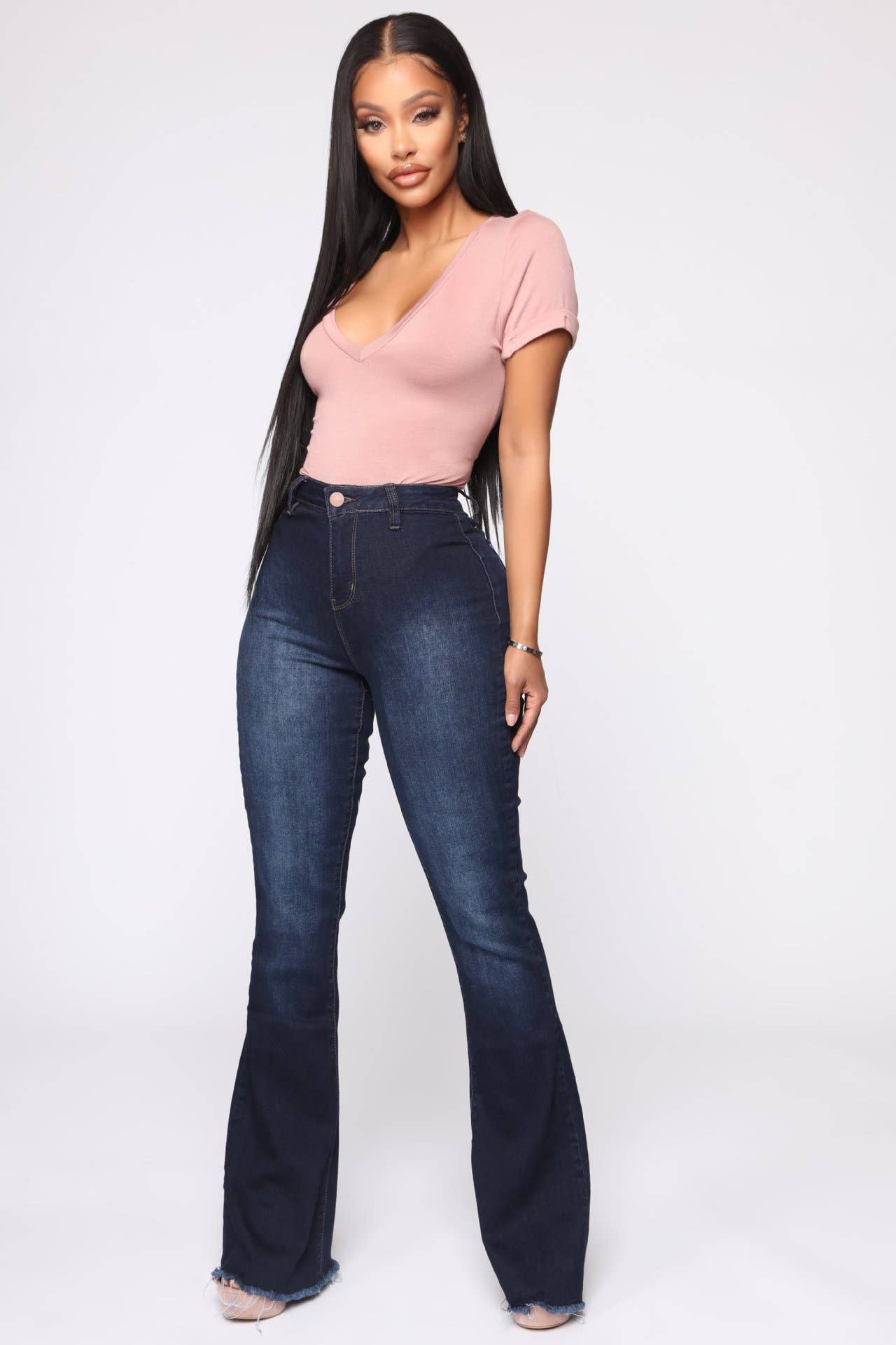 High-waisted, form-fitting, elastic flared pants