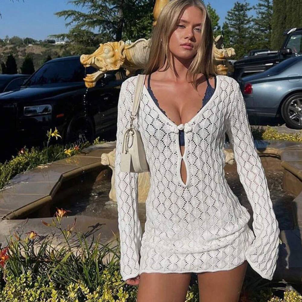 Hollowed-out hip-hugging knitted dress