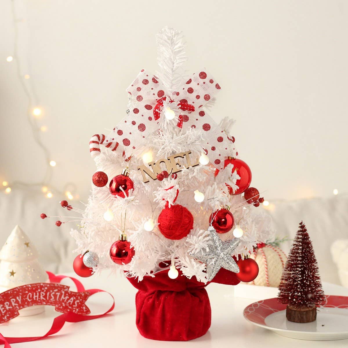 Mini Christmas Tree Set with Red Music Box Base_CWAJE5302