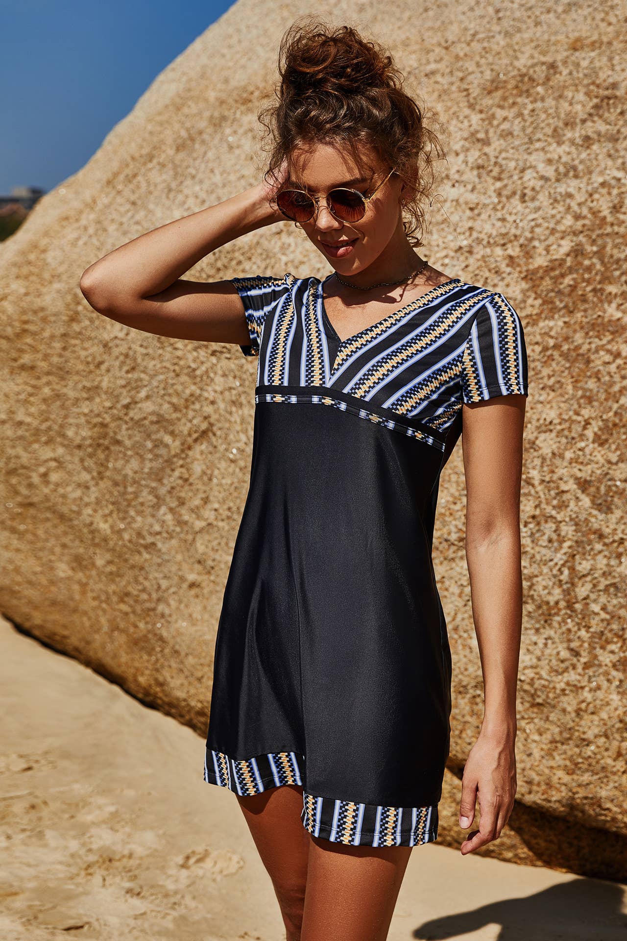 Short skirt, short shorts, two-piece swimsuit