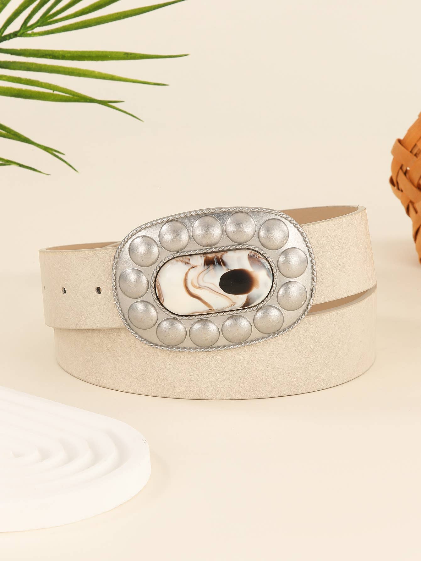 Light luxury versatile and fashionable belt