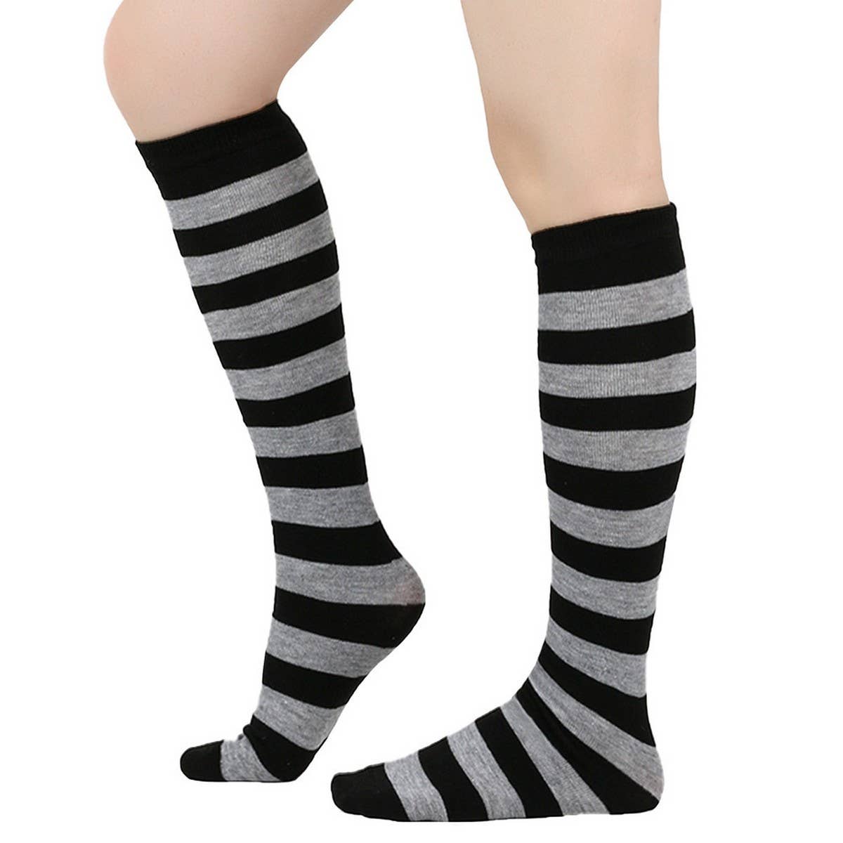 CWMM10060_STRIPED KNEE-HIGH SOCKS FOR CHRISTMAS