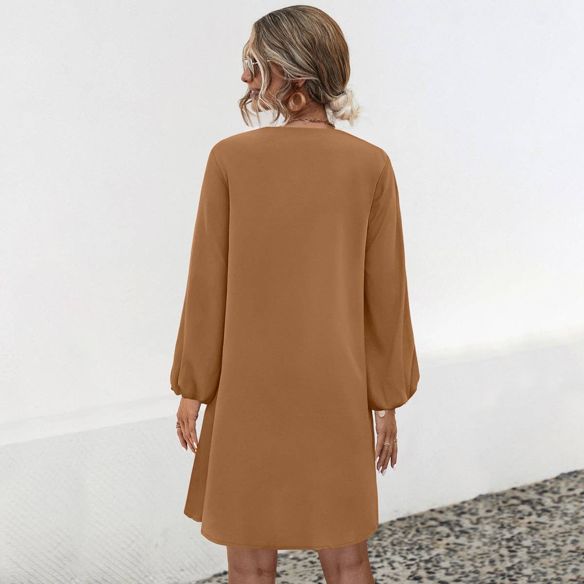 V-NECK SOLID COLOR LANTERN SLEEVE DRESS