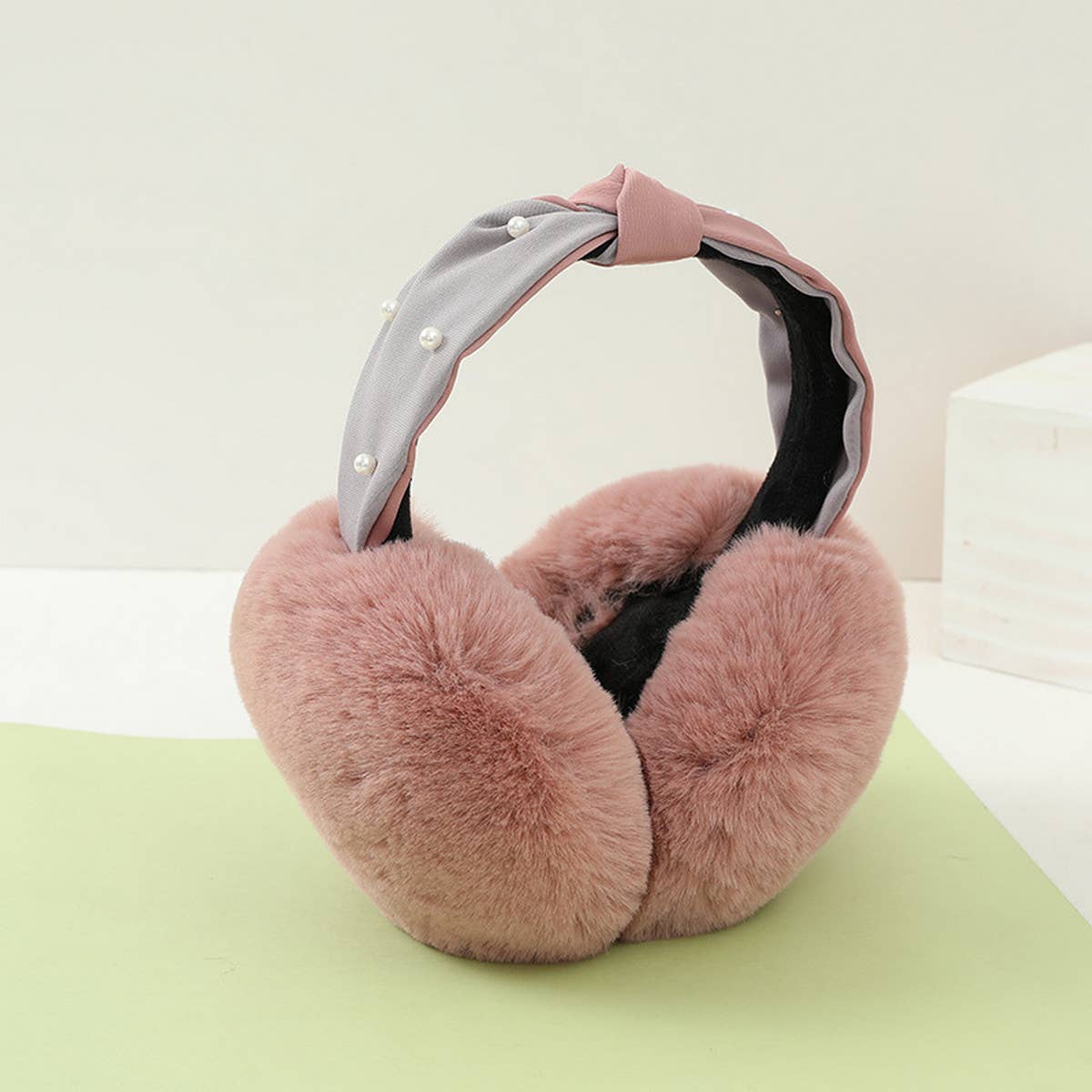CUTE WARM FOLDABLE PORTABLE EARMUFFS