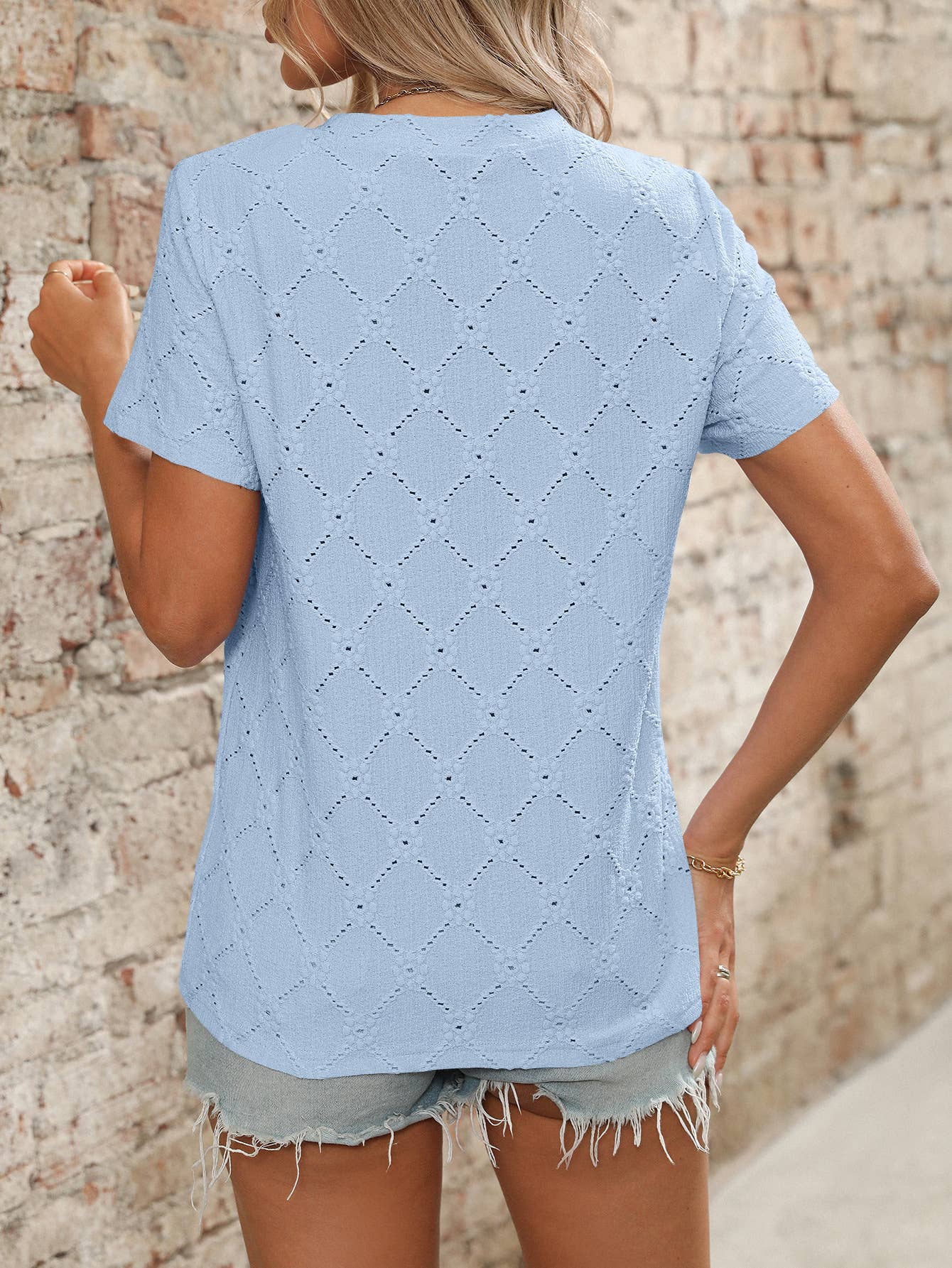 Round-neck short-sleeved jacquard floral top