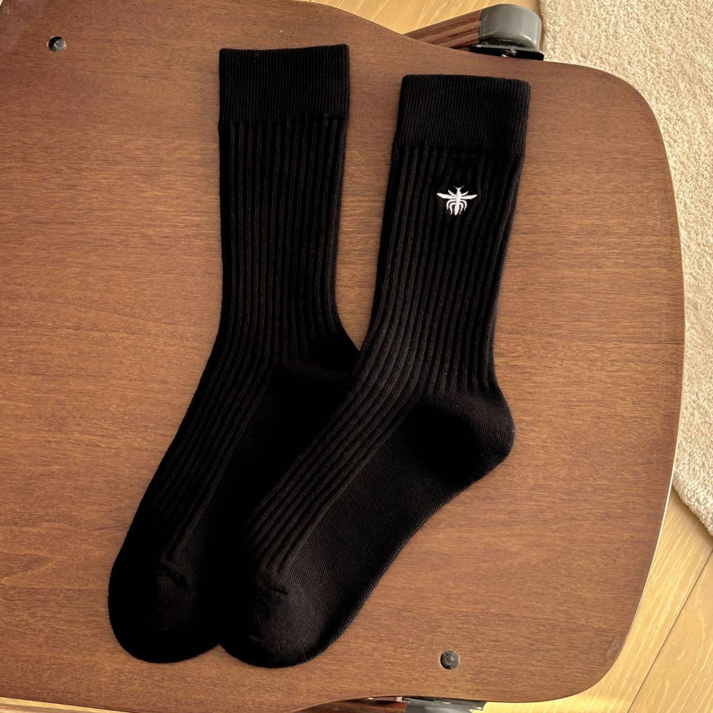 Leisure Bee Embroidery Crew Socks For Women