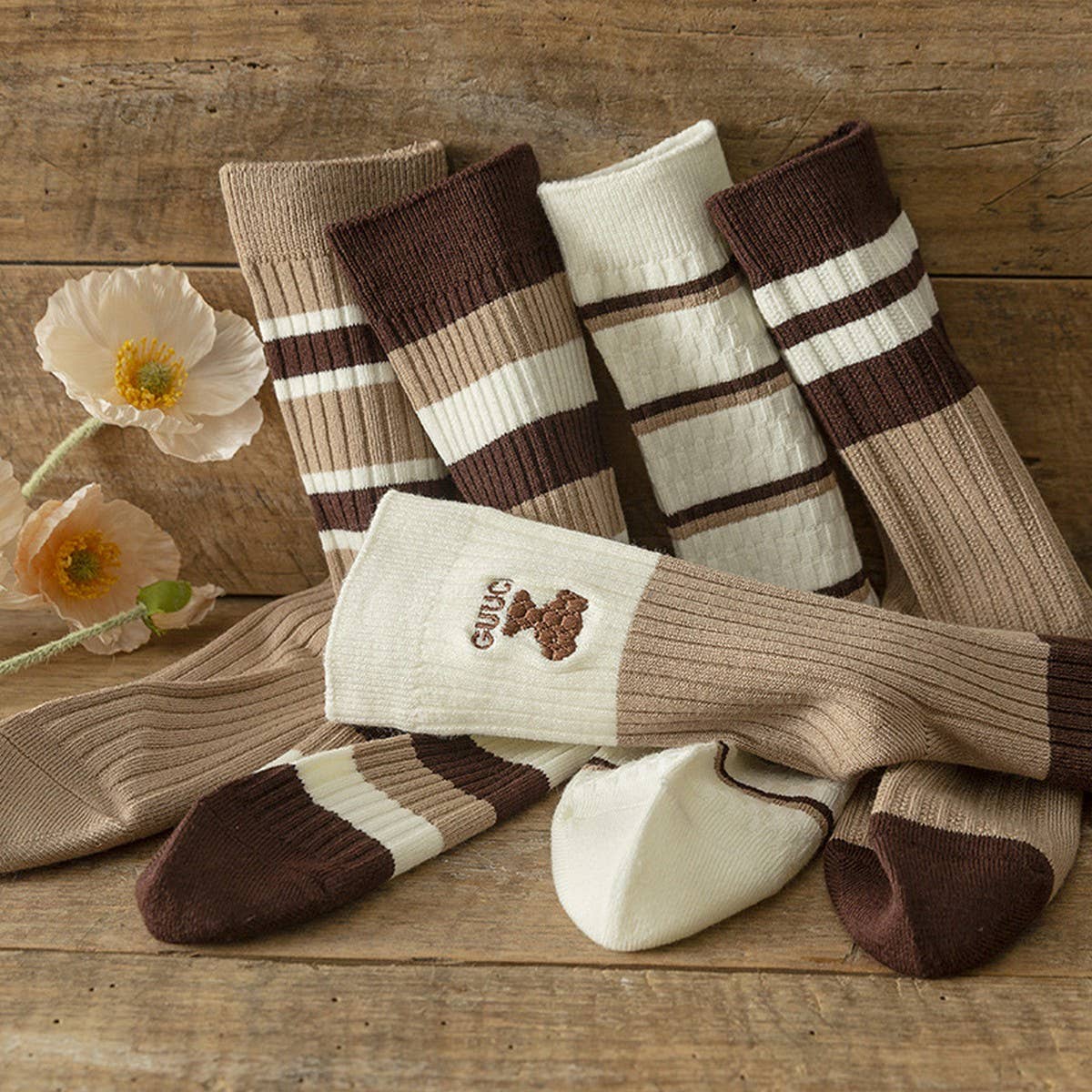 BROWN STRIPED EMBROIDERED BREATHABLE STACKED SOCKS_CWMS1115